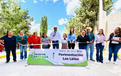 Entrega alcalde de Arteaga pavimentación de calles en el Ejido Los Lirios