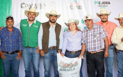 Entregan semilla de avena forrajera a productores de Arteaga