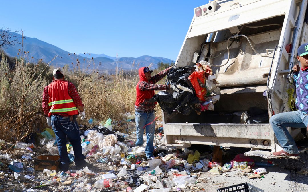 Se intensifican labores de limpieza y mantenimiento en espacios públicos y vialidades