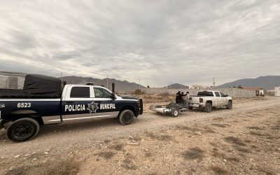 Sorprenden a dos tirando escombro en la vía pública